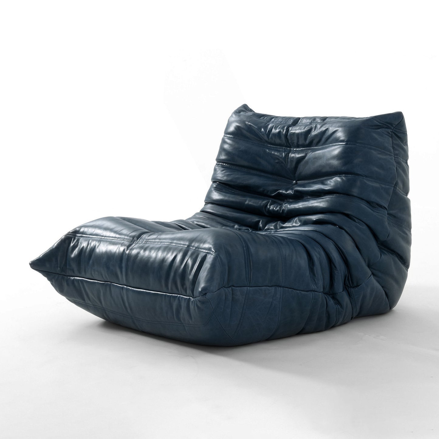 Wave Leather Lounge Chair – Plush Upholstered Accent Seat